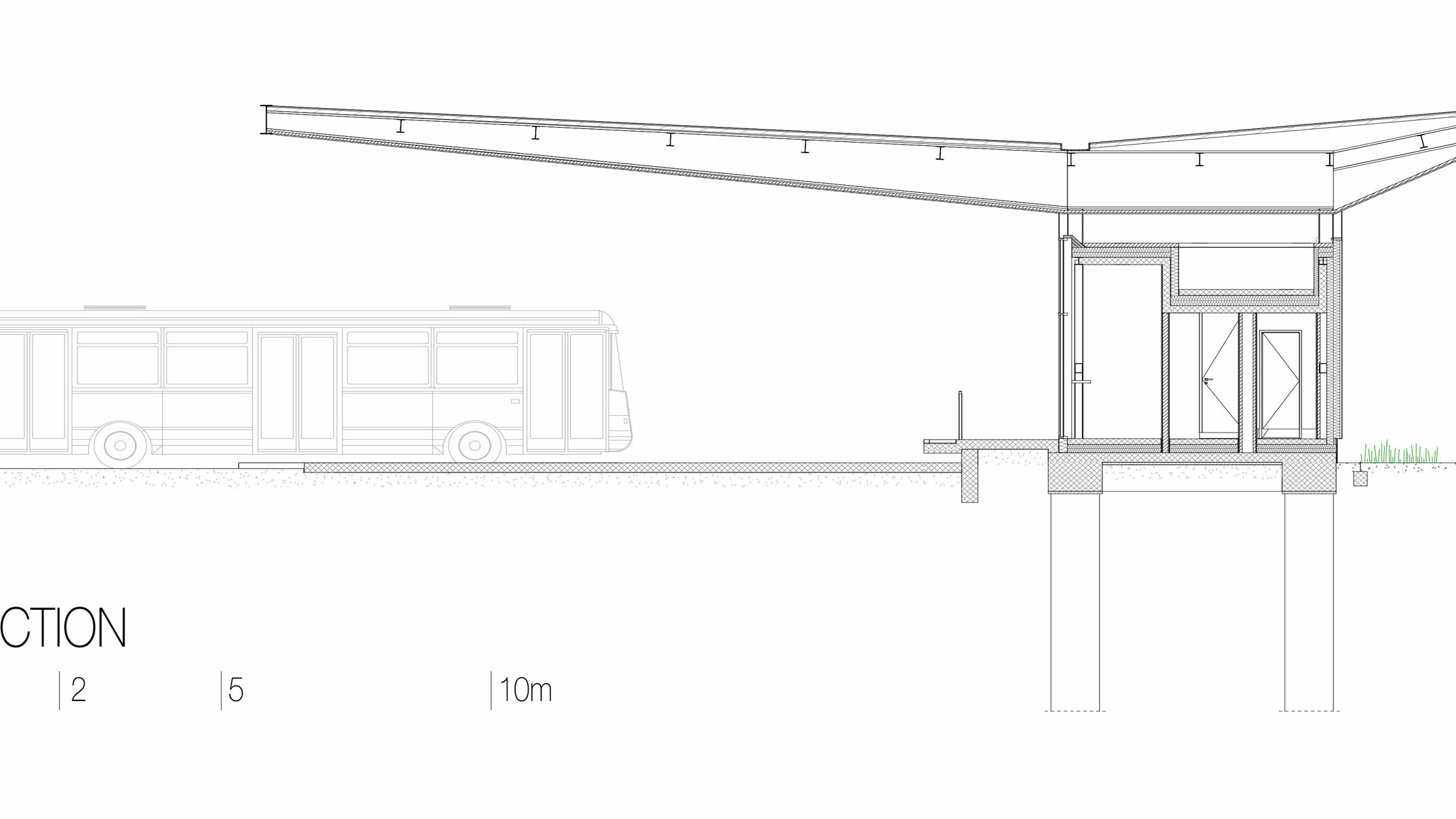 Na nacrtu se nalazi poprečni presjek autobusne postaje „Autobusni kolodvor Slavonski Brod“ u Hrvatskoj. Presjek prikazuje konstrukciju zgrade, uključujući bijeli Prefalz krov tvrtke PREFA, koji počiva na elegantnim stupovima i proteže se u okolno područje, dalje od same građevine. Ispod krova nalaze se unutarnji prostori postaje, čistih linija i s velikim staklenim površinama. Nacrt također prikazuje konstrukciju temelja i podzemne potpornje koji nose strukturu. Na lijevoj je strani prikazan autobus za predodžbu proporcija. Presjek naglašava moderan i funkcionalan način gradnje postaje, kao i integraciju stakla i aluminija u dizajnu.